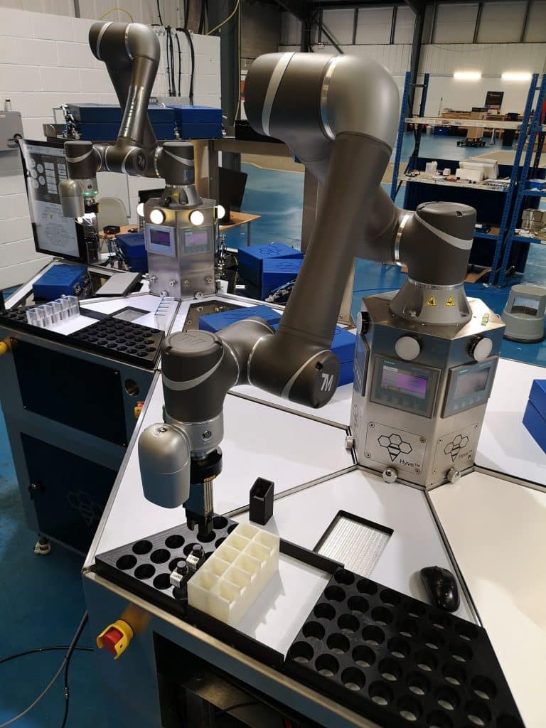 Collaborative robot powered by Siemens technologies makes impact on the cosmetics industry