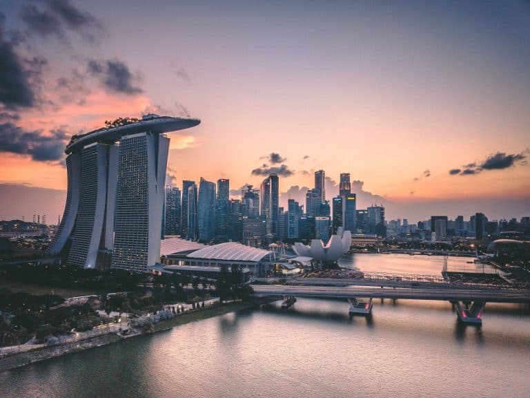 The Pros and Cons of Trading in Southeast Asia