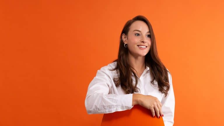 ABSOLUTE CELEBRATES 20-YEARS WITH RECORD GROWTH AND THE LAUNCH OF A PR AND COMMUNICATIONS ARM