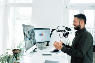 How To Ask Guest Speakers To Attend Your Webinar