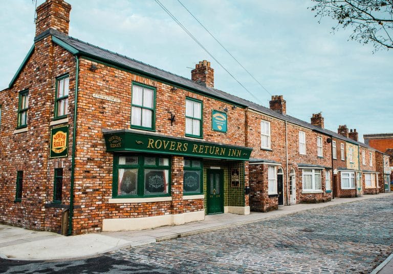 Kuits advises Coronation Street on storylines as soap recommences production