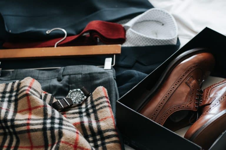 Why The Right Accessories Can Complete Your Look for That Important Meeting or Interview