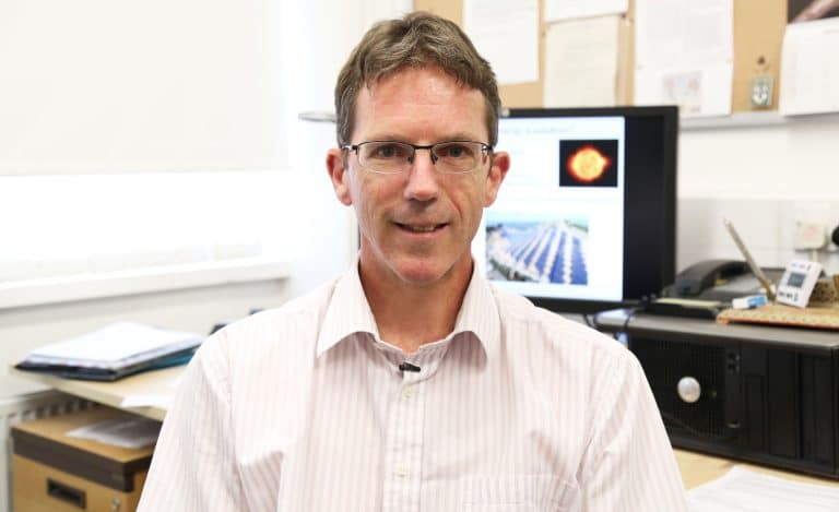 University of Manchester researcher closer to cutting the costs of next-generation solar cell technology