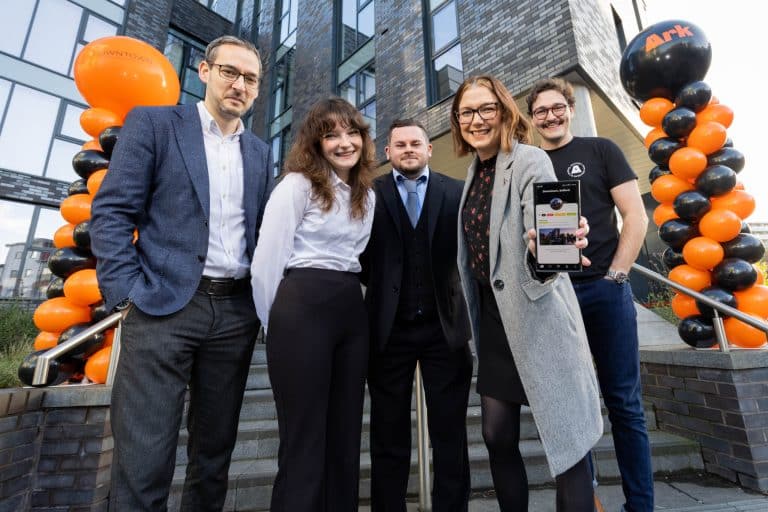 DAM LAUNCHES NEW COMMUNITY APP AT DOWNTOWN