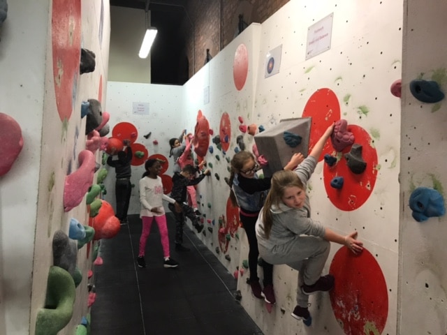 Cariocca Enterprises support children’s climbing lessons