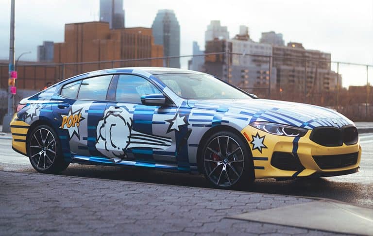 Williams BMW i7 Debut Set to POP Alongside Jeff Koons Masterpiece at Manchester Art Fair