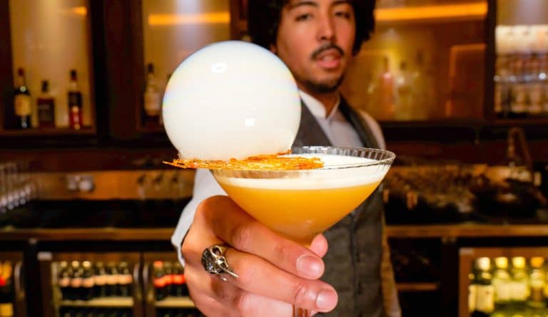 FREE COCKTAIL FOR ALL CAROL AND NOELS THIS FESTIVE SEASON!