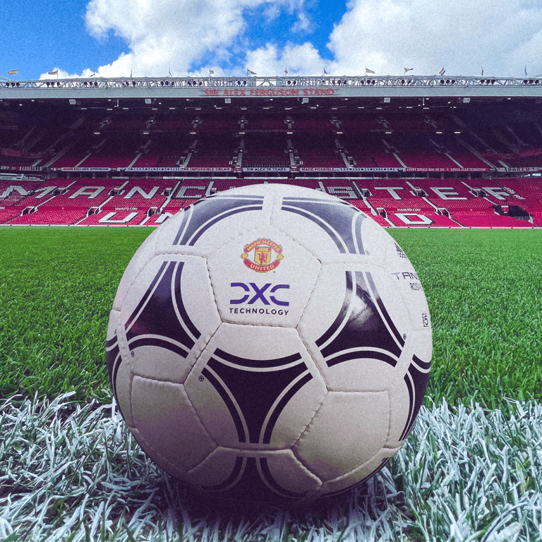 MANCHESTER UNITED ANNOUNCES DXC AS DIGITAL TRANSFORMATION AND SHIRT SLEEVE PARTNER