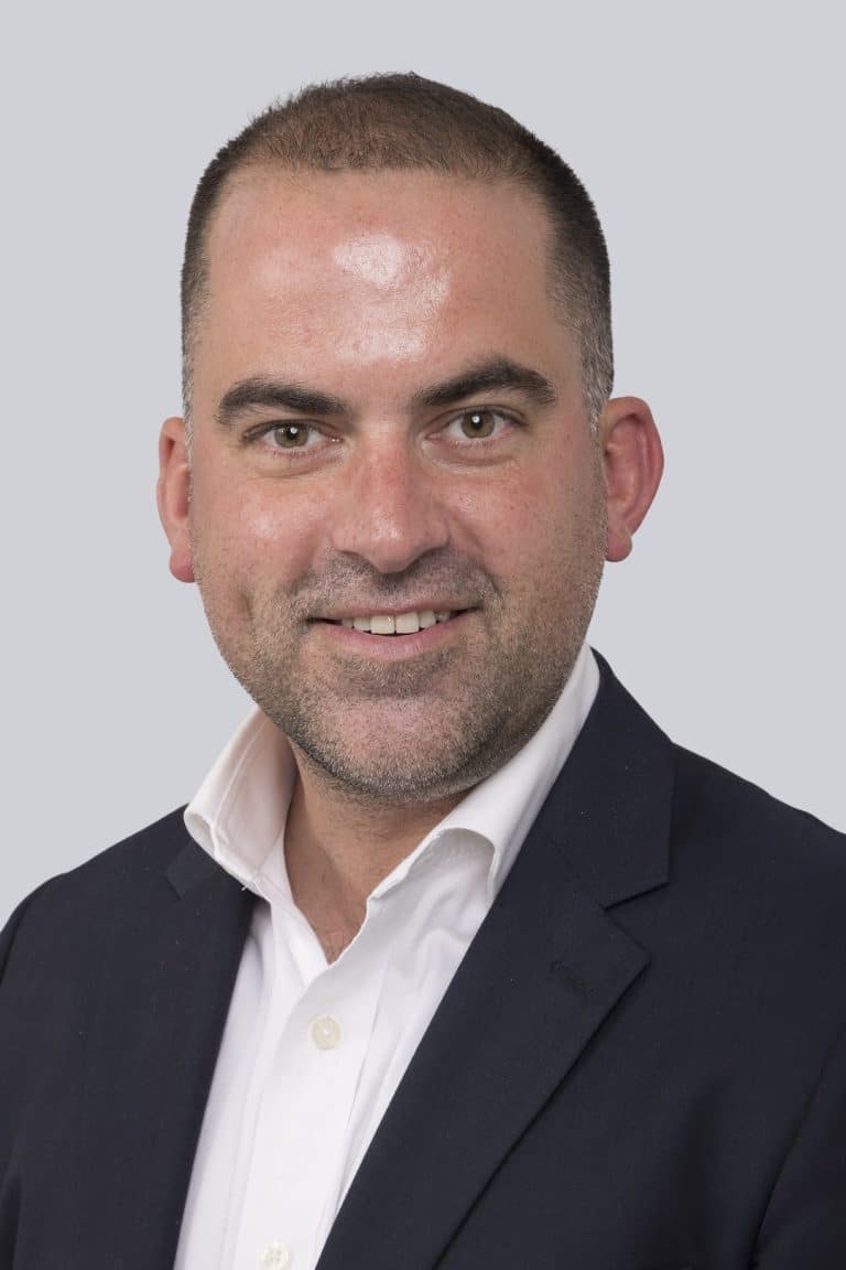 SLATER HEELIS SURPASSES 200-EMPLOYEES MILESTONE