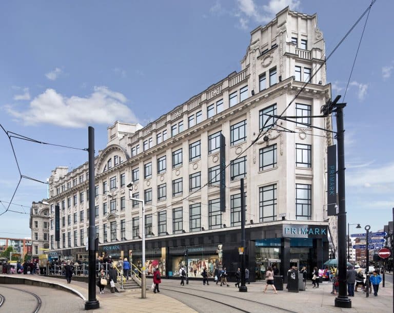 PRIMARK REVEALS CLICK + COLLECT TRIAL STORES