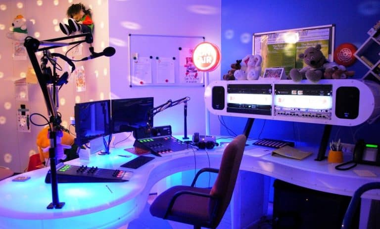 Hospital radio charity wins £500 from wealth management firm