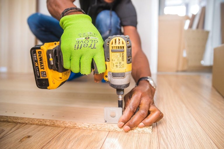 87% Tradespeople Want More Women In The Industry, Survey Reveals