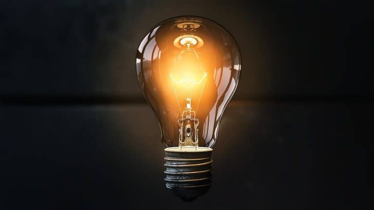 Net-zero decision-making crucial as Manchester businesses warned not to fall out of contract in light of energy price cap
