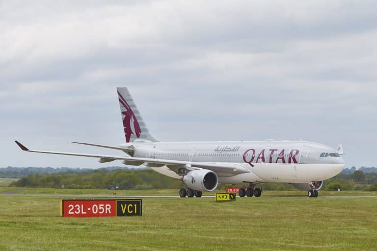 Qatar Airways announces triple daily flights from Manchester Airport