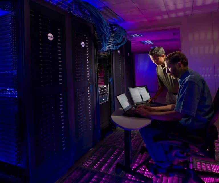 5 Tips for a Neat and Efficient Server Room