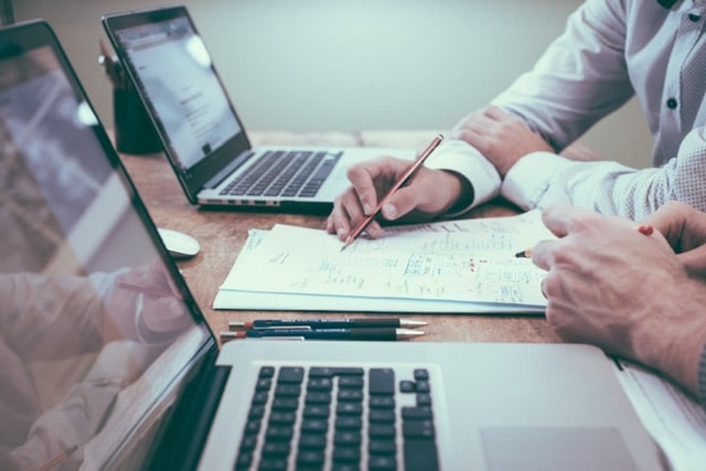 Investing In 2021: Why It’s Now Accessible for Everyone, Not Just Professionals