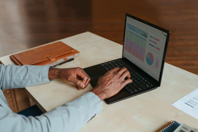 Smart Ideas to Keep Business Costs Down Using Technology