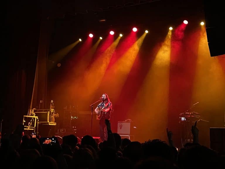 The Courteeners frontman Liam Fray’s one-off solo gig raises thousands for Greater Manchester Mayor’s Charity