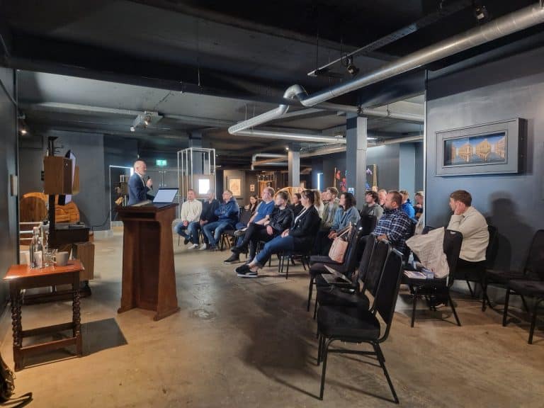 Liverpool Ecommerce Agency, Velstar, Turn To Quirky Quarter to Inspire Outside-The-Box Thinking