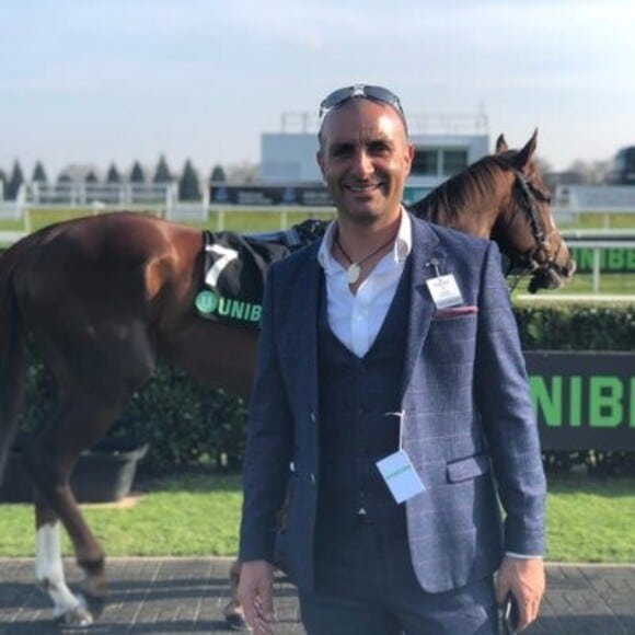 Best iGaming Football Guide Award Presented to James Dooley of Away Grounds