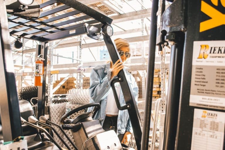 The Advantages of Gas Forklifts for Efficient and Cost-Effective Material Handling