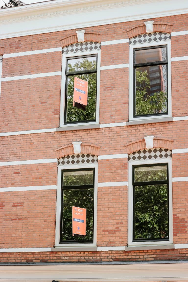 Goodbye Old House: Cash in a Week with This Trick!