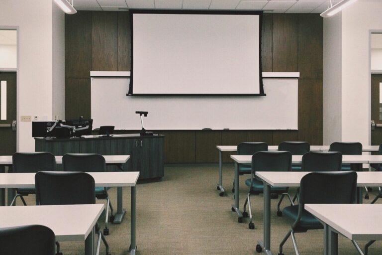 Best Business Schools in Manchester