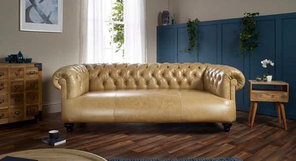 Trendwatch: Country-Style Living Rooms with a Twist, Centered around Chesterfield Sofas