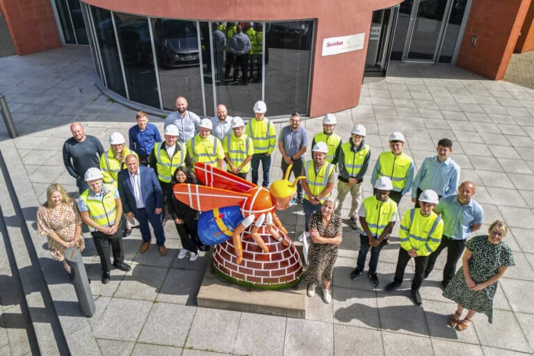 Newly recruited apprentices kickstart training with Salford community clean-up